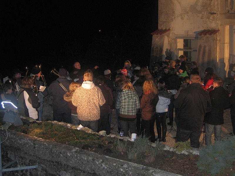 Weihnachtsliederspiel vom Schloss (35).JPG